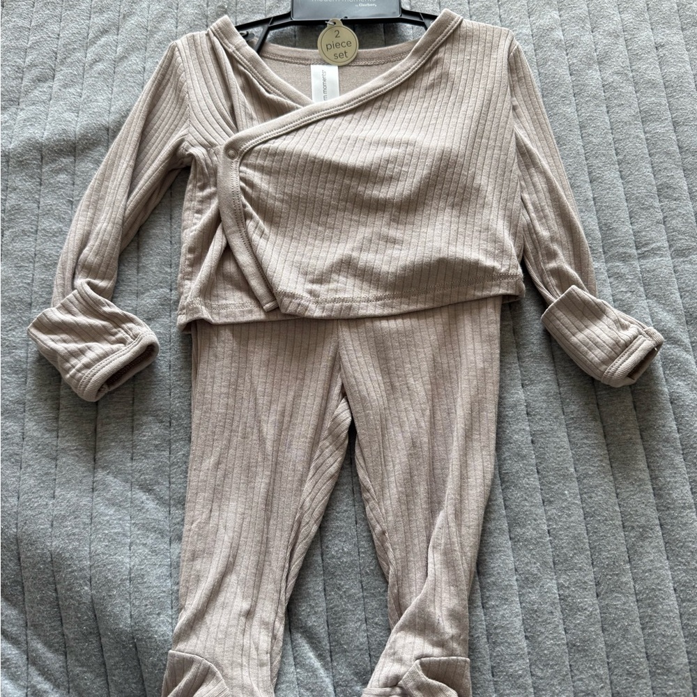 Gerber Modern Moments Beige Baby Two-Piece Set